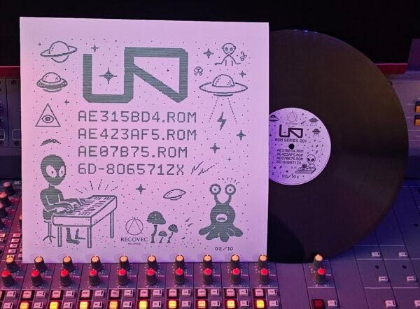 Uf0 – SERIE ROM 01